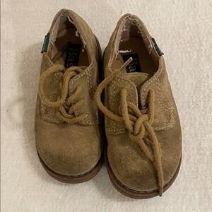 Bass Kids Tan Suede Lace-Up Dress Shoes